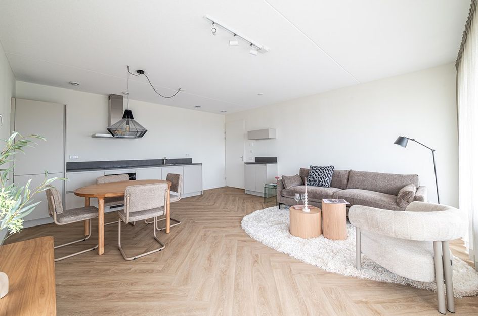 Mahoniehout 402