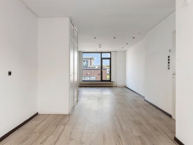 Baambruggestraat 99, 's-Gravenhage