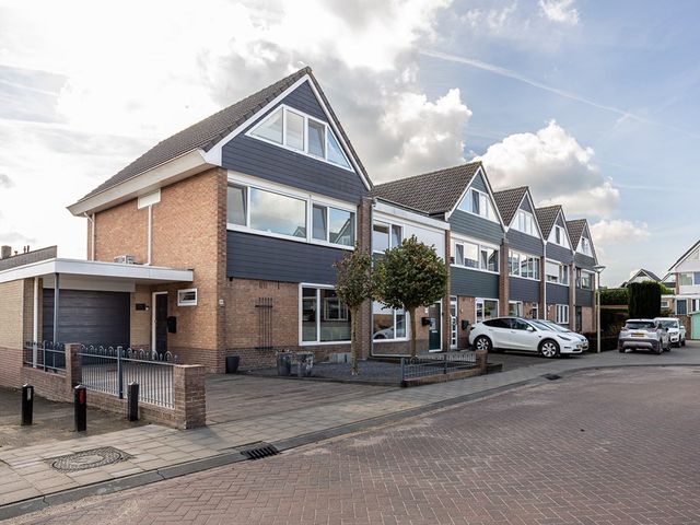van Ostadeweg 26, Groesbeek