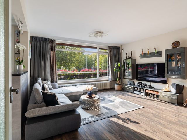 Monseigneur van Steelaan 225, Voorburg