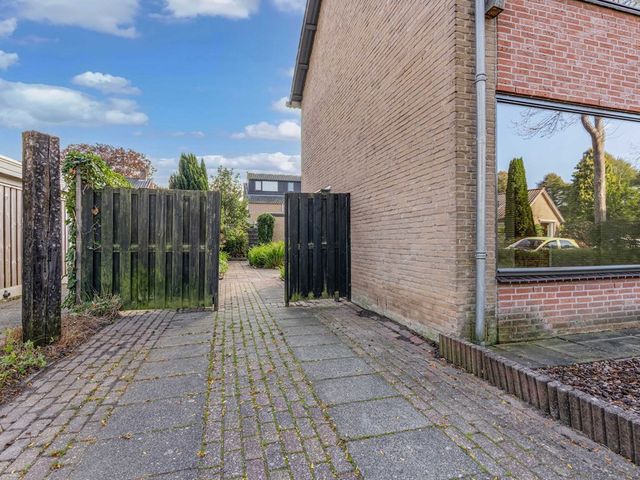Donaustraat 10, Emmeloord