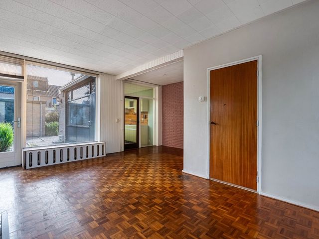 Donaustraat 10, Emmeloord