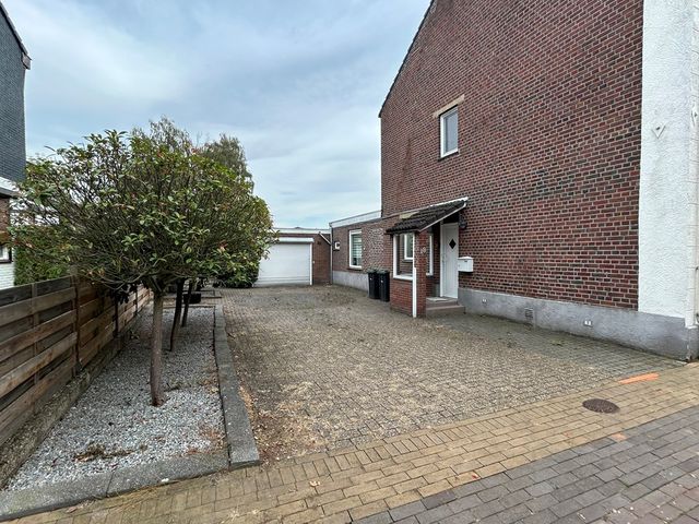 Teutelebroekstraat 38, Kerkrade