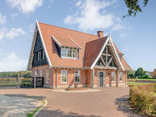 't Lijntje 22, Bruchterveld