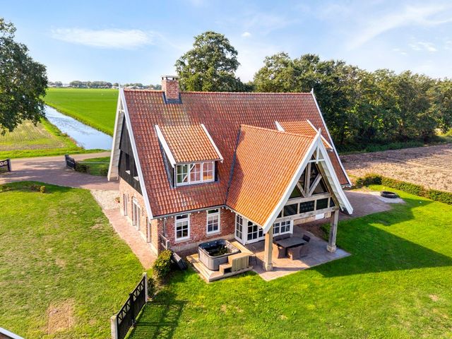 't Lijntje 22, Bruchterveld