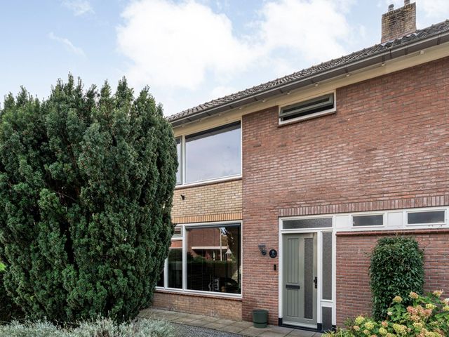 Hesselinkstraat 14, Hardenberg