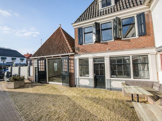 Kerkstraat 9, Makkum