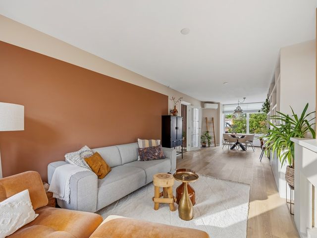 van de Wateringelaan 111, Voorburg