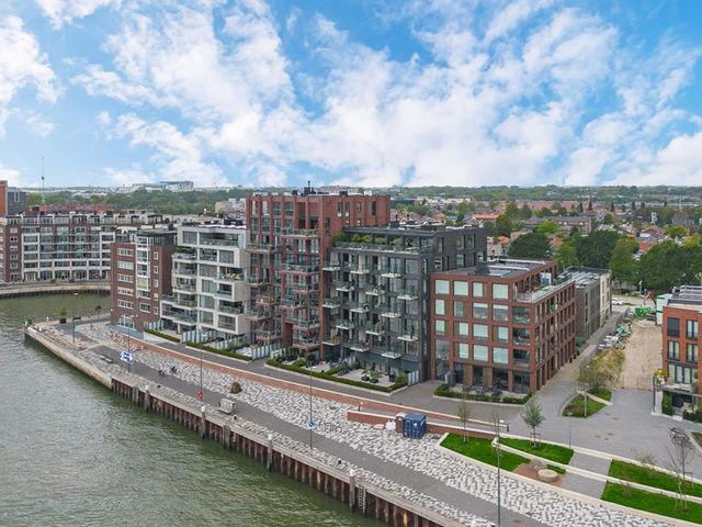 Euryzakade 341, Zwijndrecht