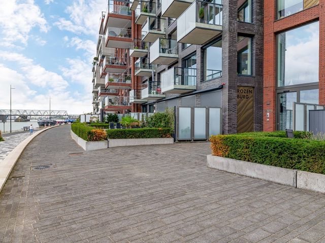 Euryzakade 341, Zwijndrecht
