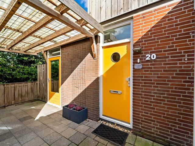Kapellaan 20, Den Hoorn