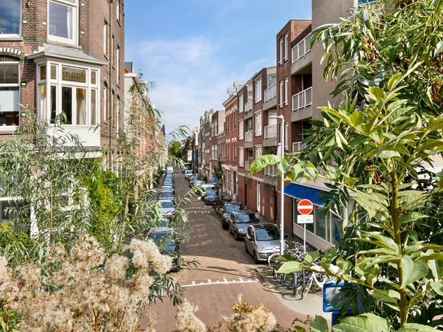 Oostzeedijk 44A01, Rotterdam