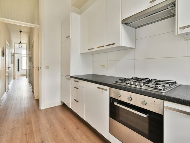 Oostzeedijk 44A01, Rotterdam