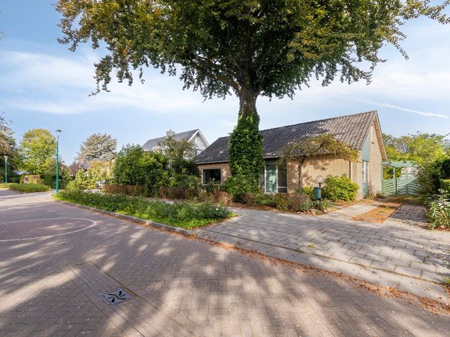 Beukenlaan 15, Rhenen
