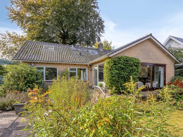 Beukenlaan 15, Rhenen