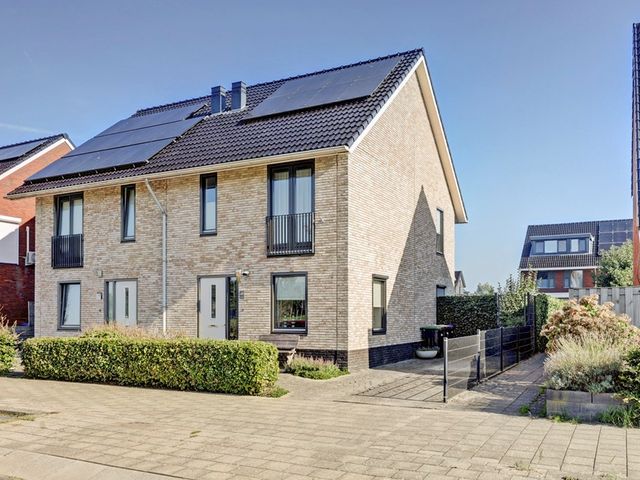 Uraan 48, Zeewolde
