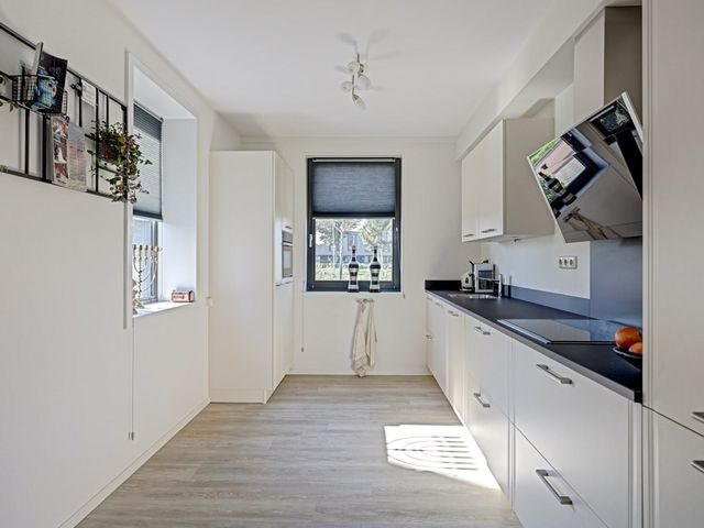 Uraan 48, Zeewolde