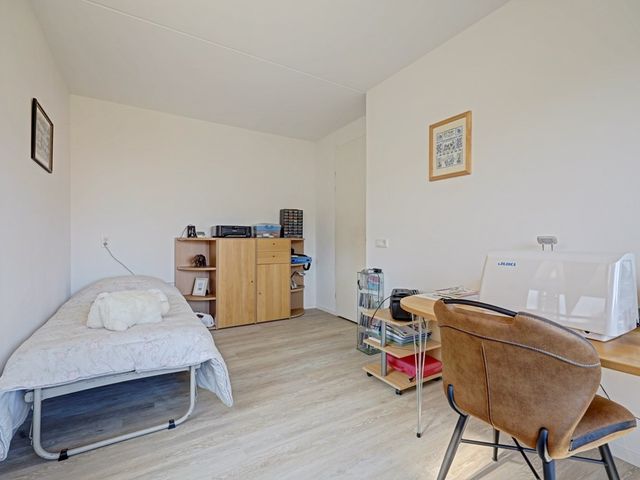 Uraan 48, Zeewolde