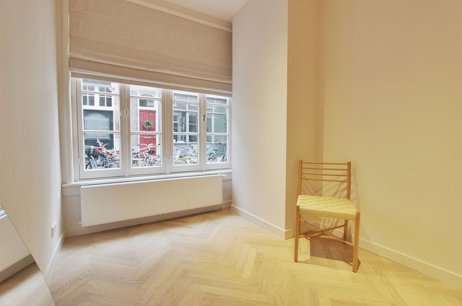 Noorderdwarsstraat 8