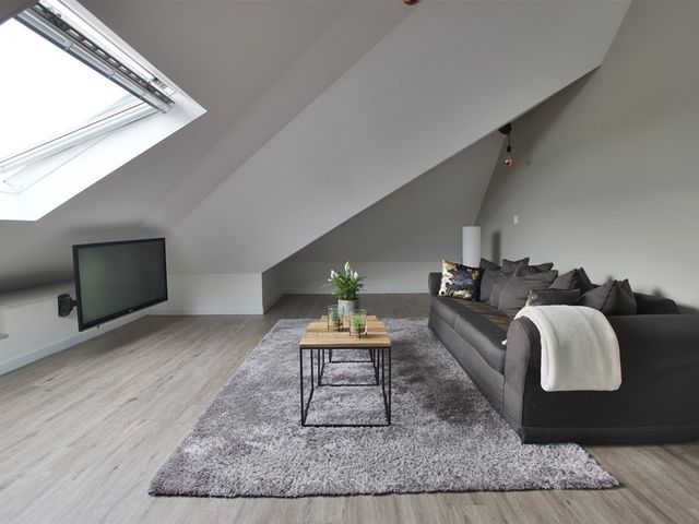 Saturnussingel 11, Almere