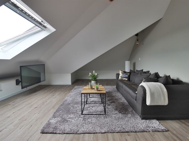 Saturnussingel 11, Almere
