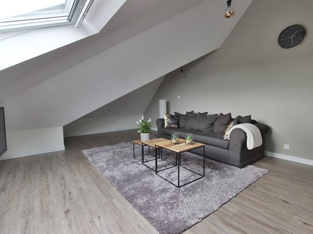 Saturnussingel 11, Almere