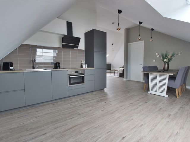 Saturnussingel 11, Almere