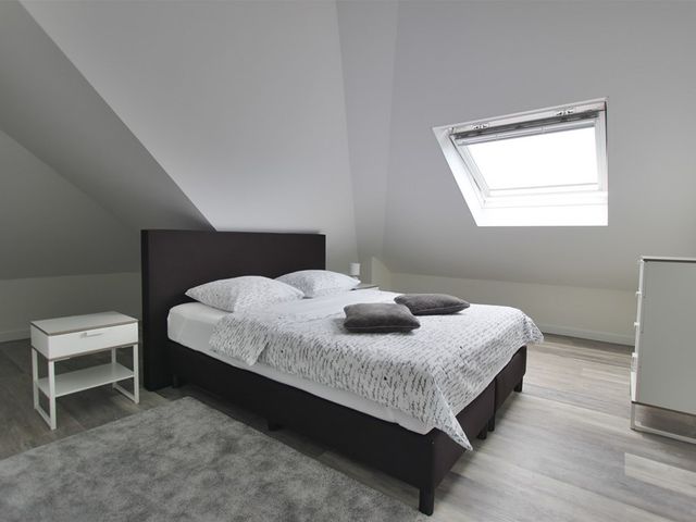 Saturnussingel 11, Almere