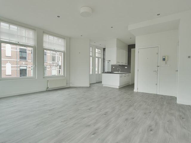 1e C Huygensstr 59 3, Amsterdam