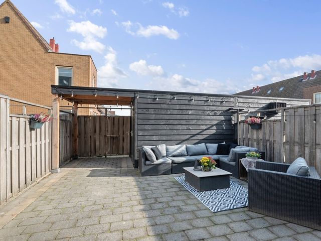 Stanislas 20, Hoofddorp