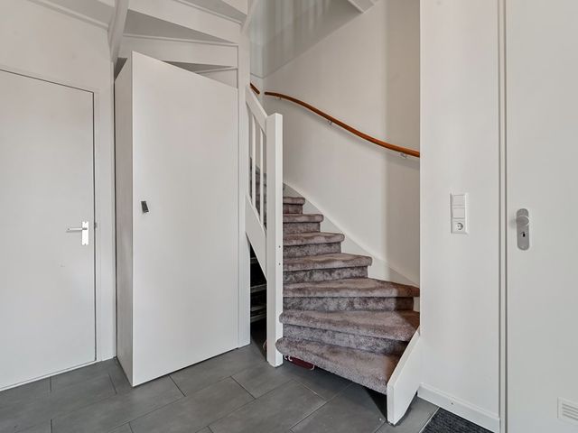 Kastanjehof 18, Maasland