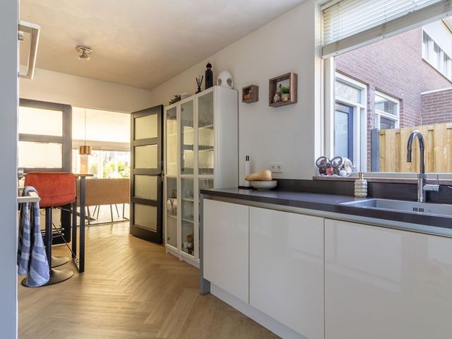 Haydnplantsoen 8, Bunschoten-Spakenburg