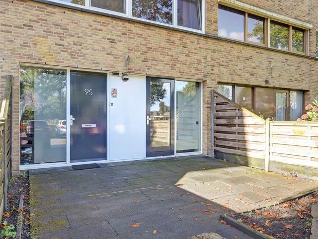Koolzaadlaan 95, Zeewolde