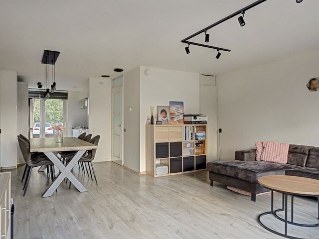 Koolzaadlaan 95, Zeewolde