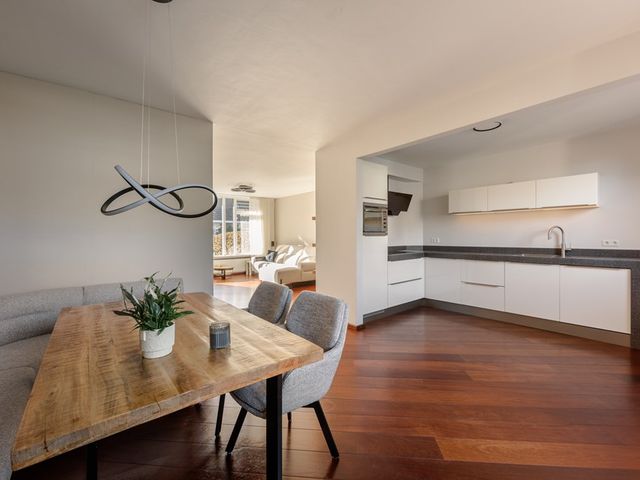 De Poon 11, Makkum