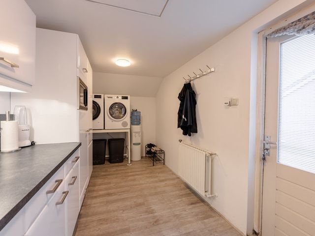 De Poon 11, Makkum