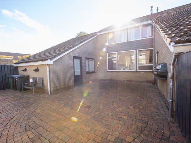 De Poon 11, Makkum