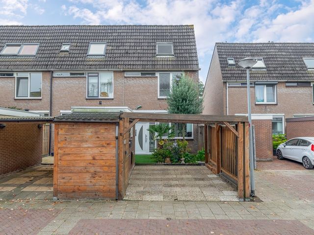 Loevestein 16, Zwijndrecht