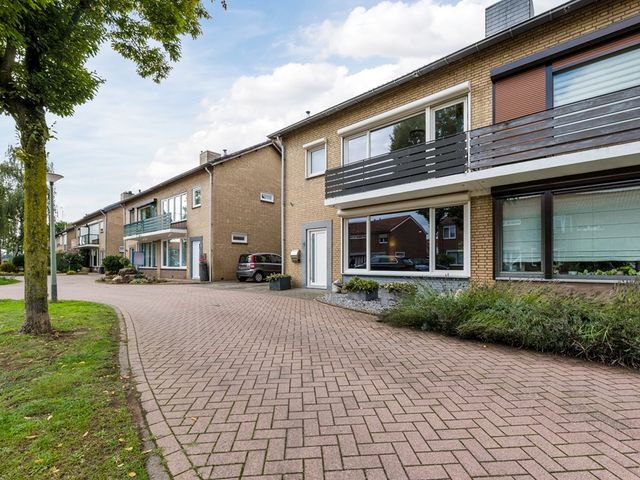 Gelreplein 16, Linne