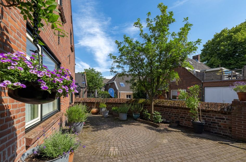 Dorpstraat 1
