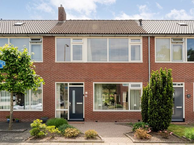 Nachtegaalstraat 10, Hardenberg