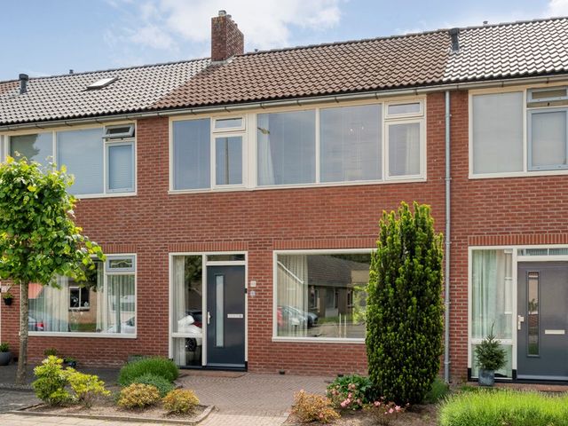 Nachtegaalstraat 10, Hardenberg