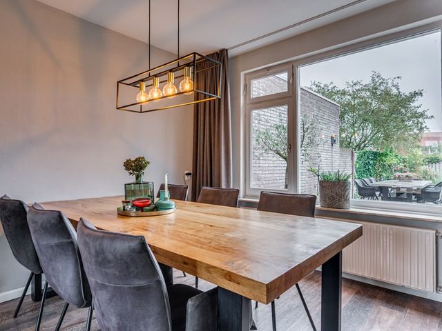 Dr. Poelsstraat 18, Maasbree