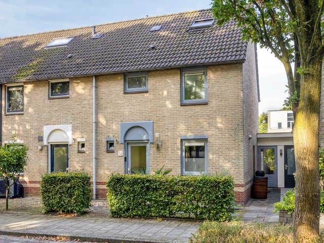 Robijnenbosweg 11, Veenendaal