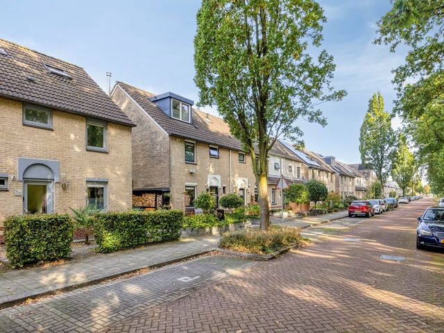 Robijnenbosweg 11, Veenendaal