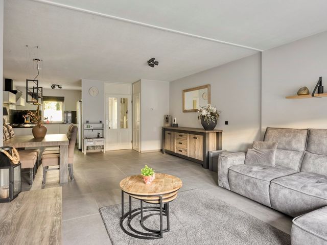 Robijnenbosweg 11, Veenendaal