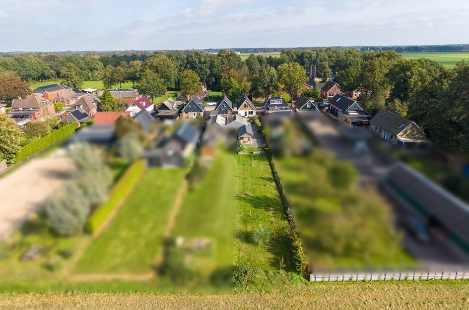 Van Akenwei 49