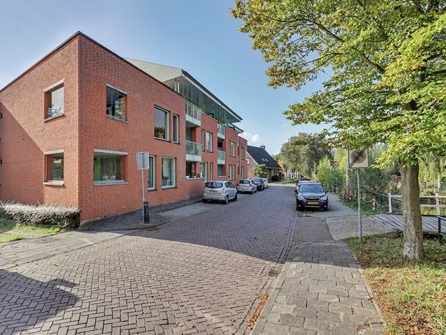Boskwartier 104, Strijen