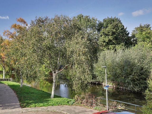 Boskwartier 104, Strijen