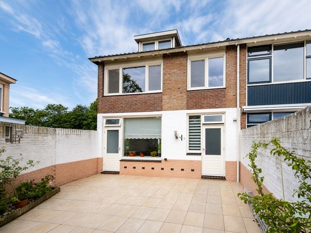 Saturnusstraat 16, Hengelo